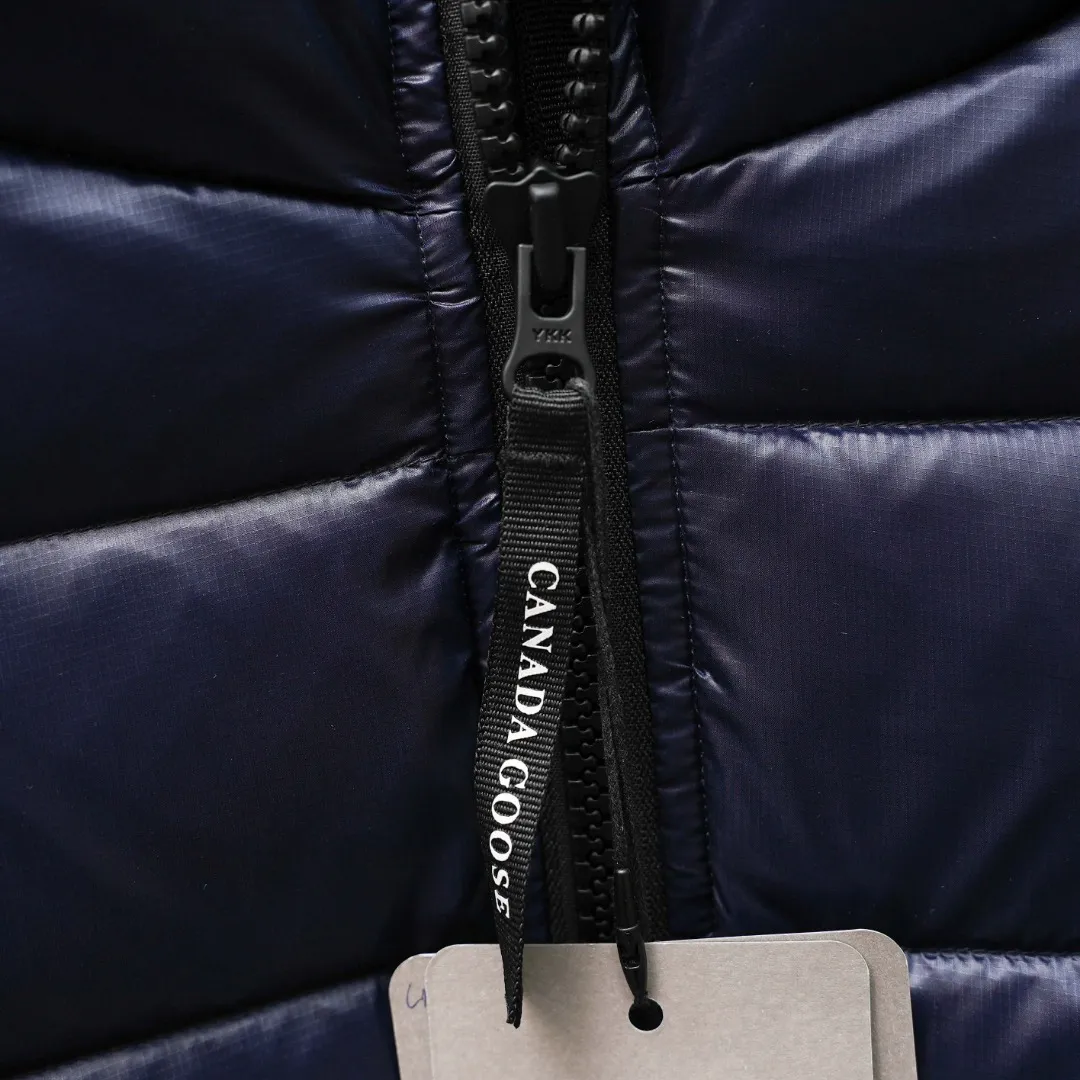 CANADA GOOSE 2227 ： Size：XS-XXL